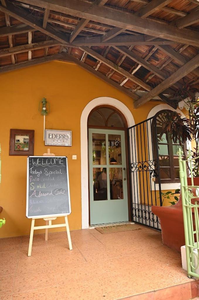 Ederra Stays & Cafe Panaji Zewnętrze zdjęcie